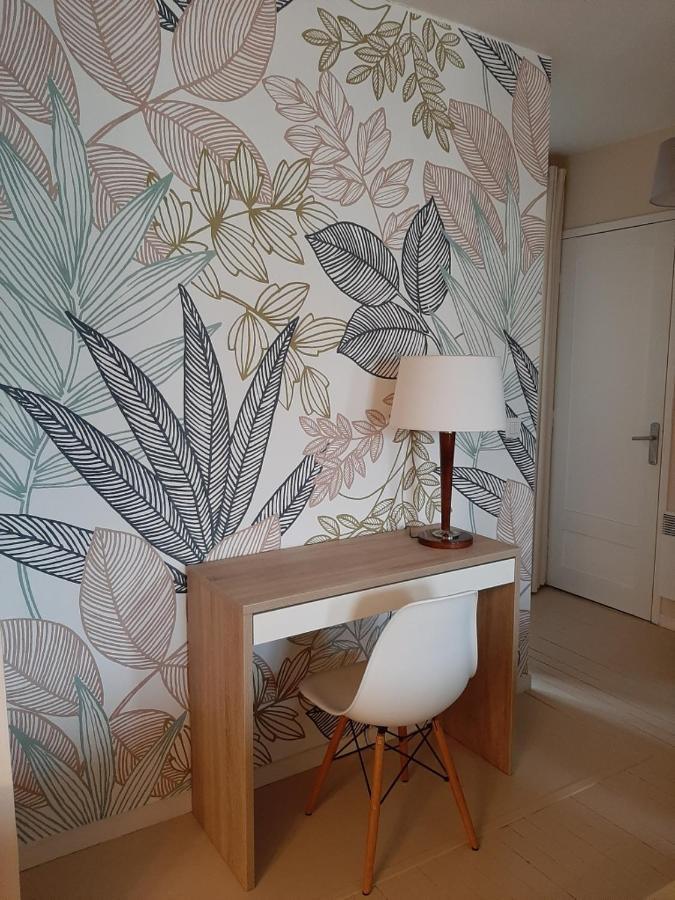 Appt Cosy 65 M2 Coeur De Ville A 150 M De La Plage Royan Kültér fotó